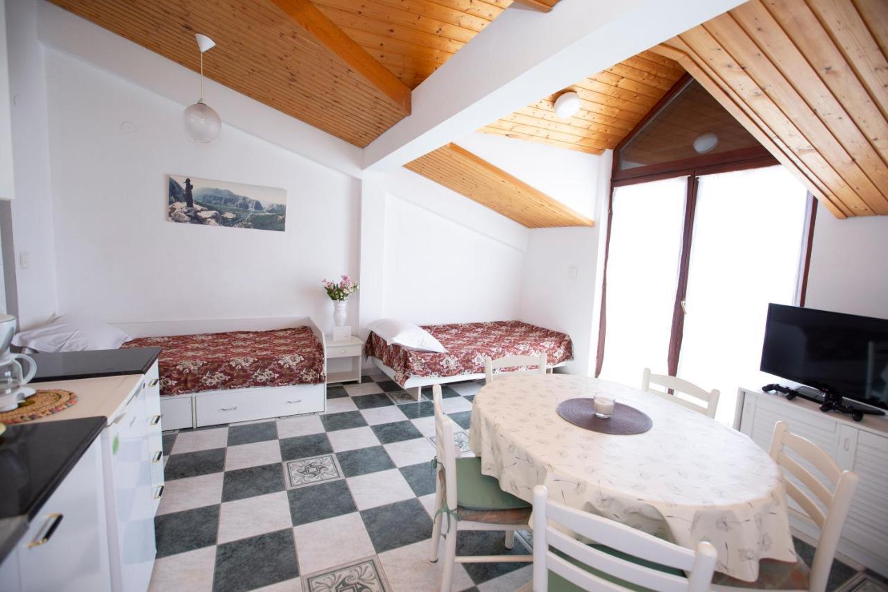 לוקבה Villa Tomasovic מראה חיצוני תמונה