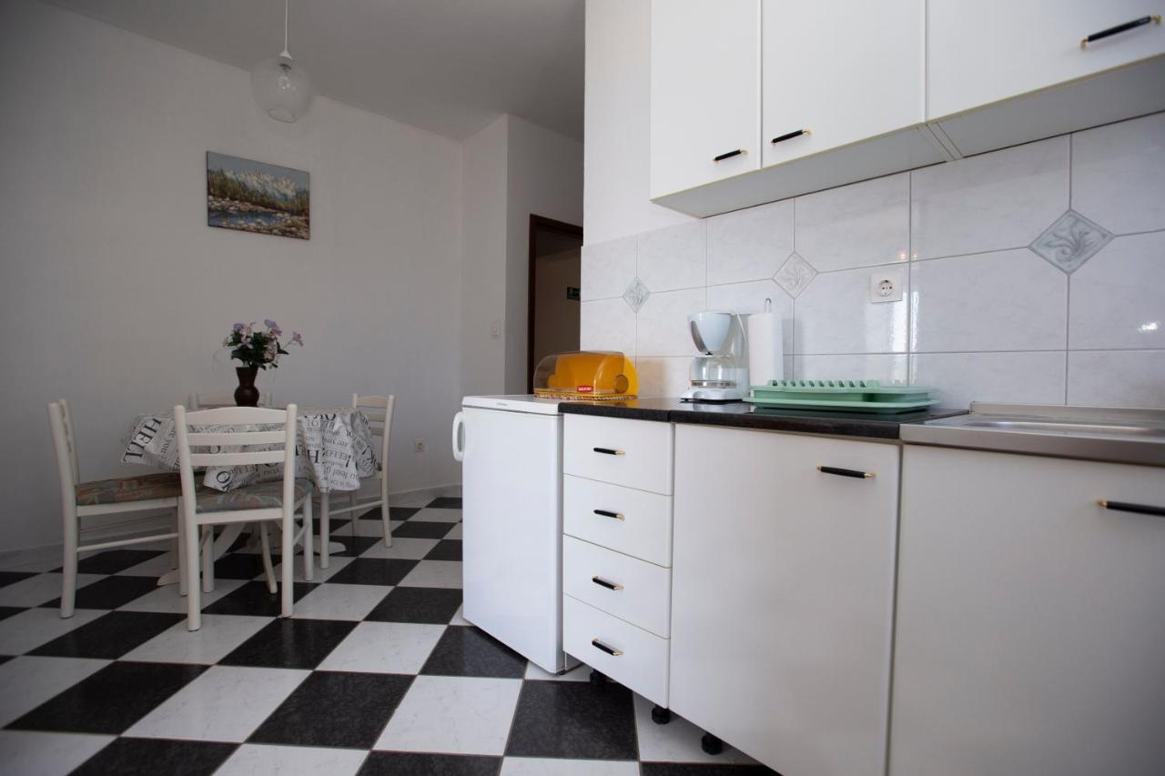 לוקבה Villa Tomasovic מראה חיצוני תמונה